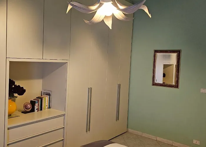 Apartment Stadium